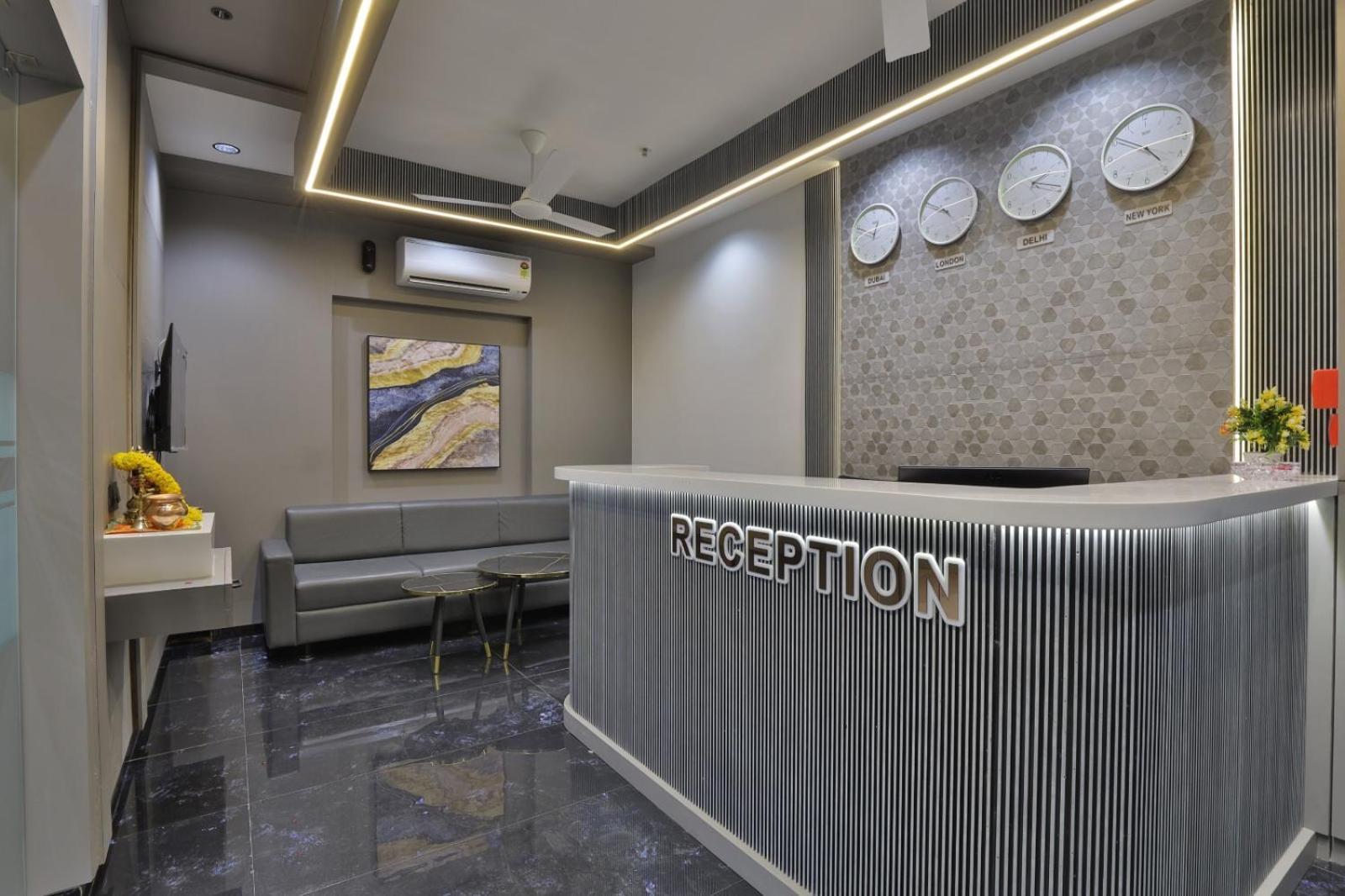 Hotel Legacy Amhedabad Dış mekan fotoğraf