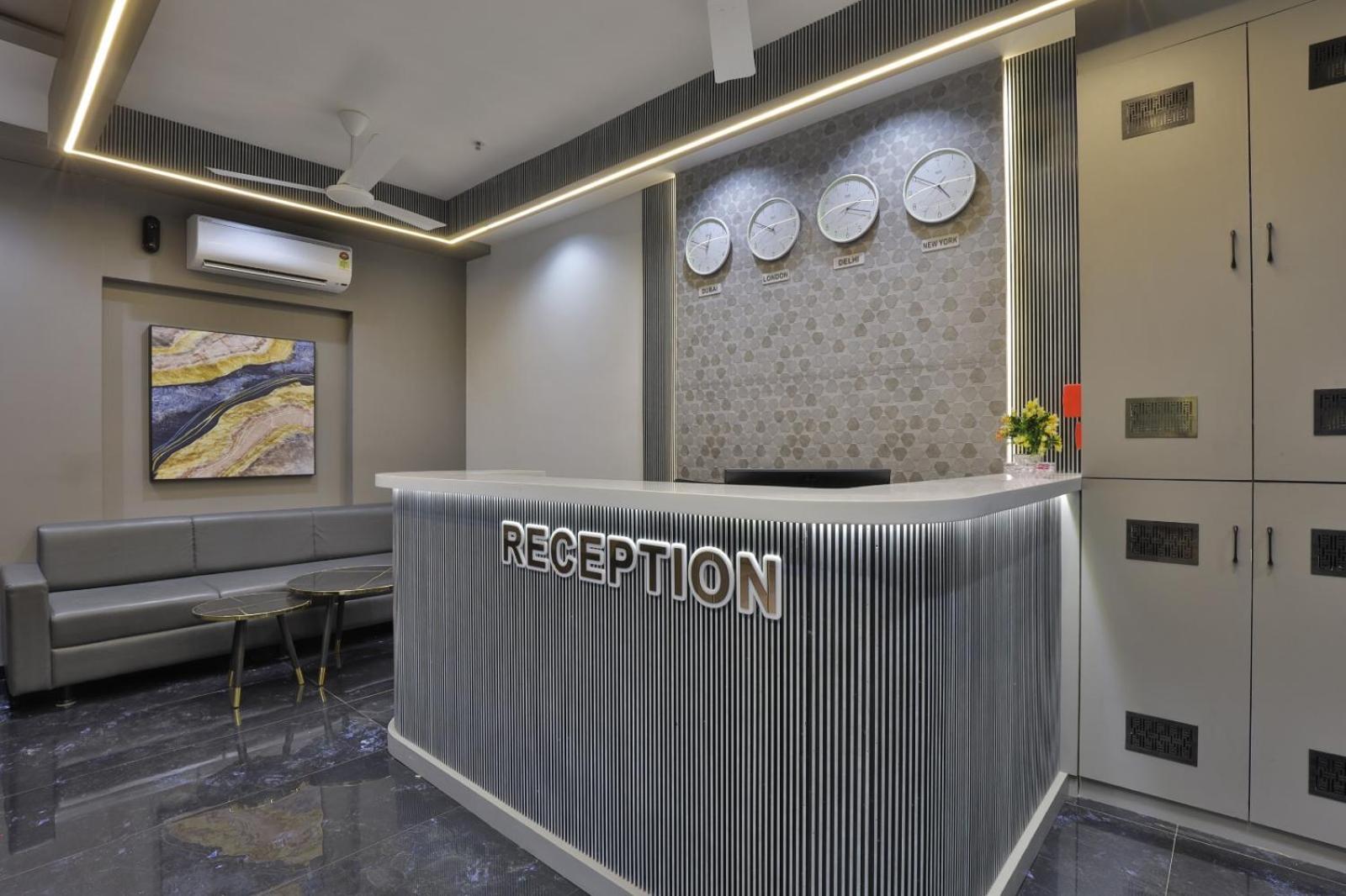 Hotel Legacy Amhedabad Dış mekan fotoğraf