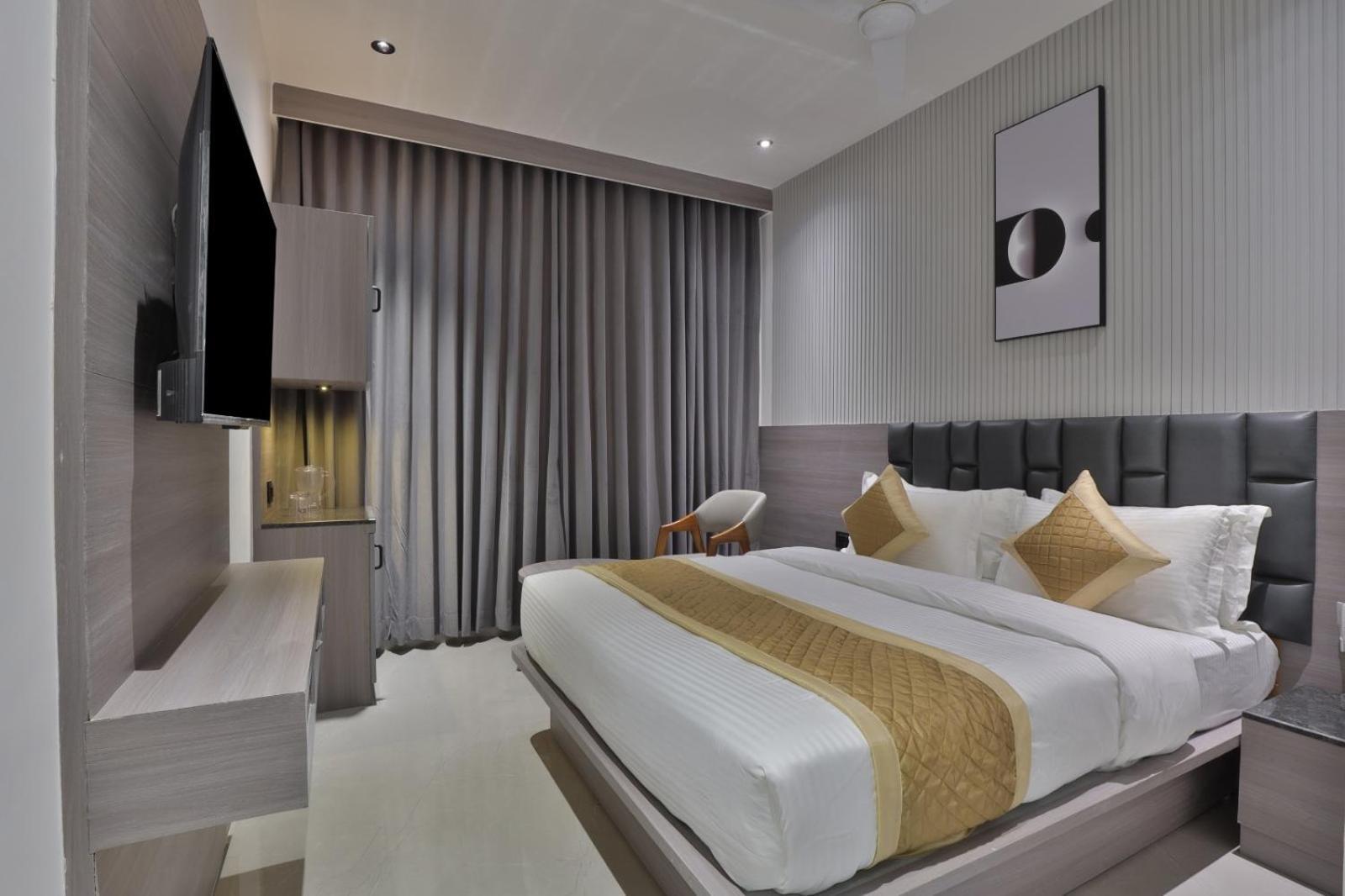 Hotel Legacy Amhedabad Dış mekan fotoğraf