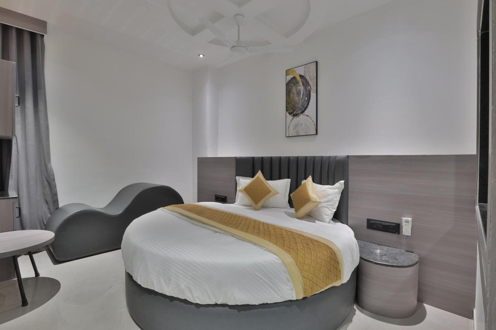 Hotel Legacy Amhedabad Dış mekan fotoğraf